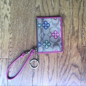 Coach wristlet wallet